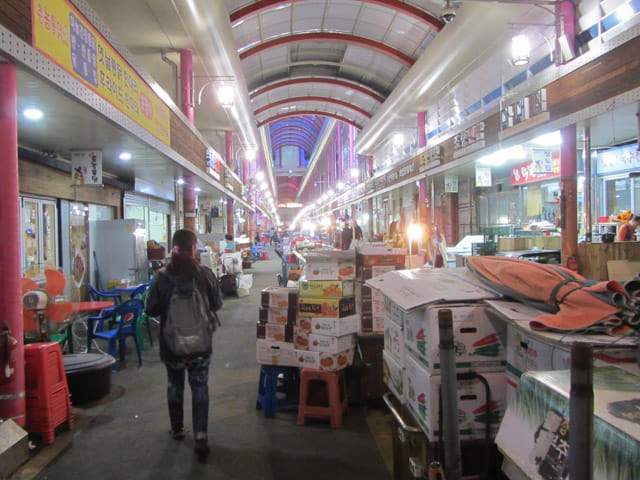 韓國釜山站 草梁傳統市場・草梁伊巴古夜市 (초량전통시장/초량이바구야시장)