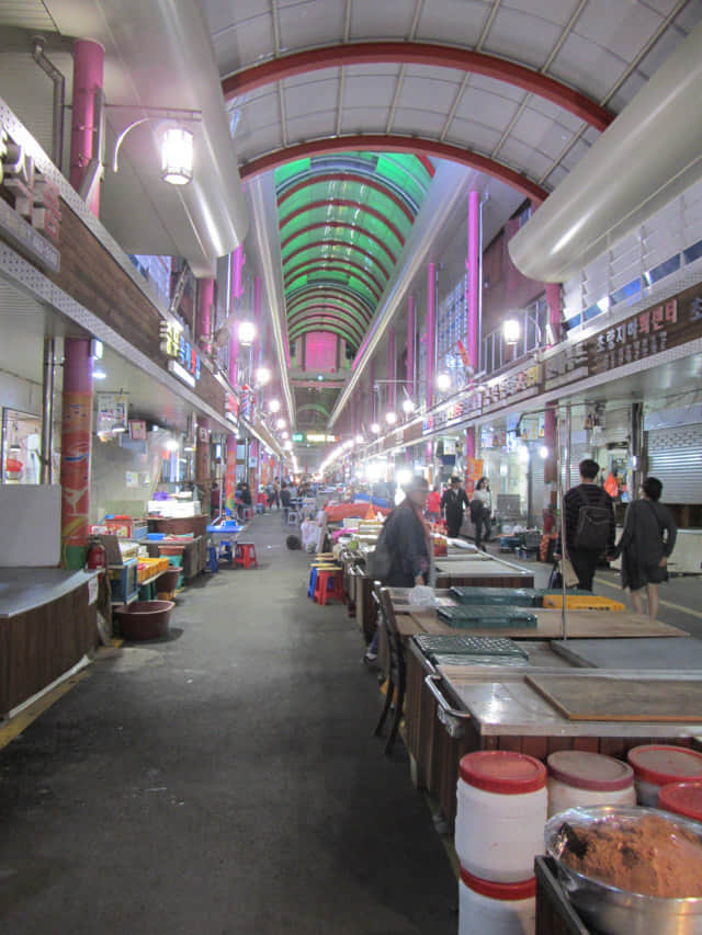 韓國釜山站 草梁傳統市場・草梁伊巴古夜市 (초량전통시장/초량이바구야시장)