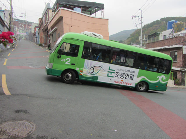 韓國釜山 甘川洞文化村 窄狹羊腸小路