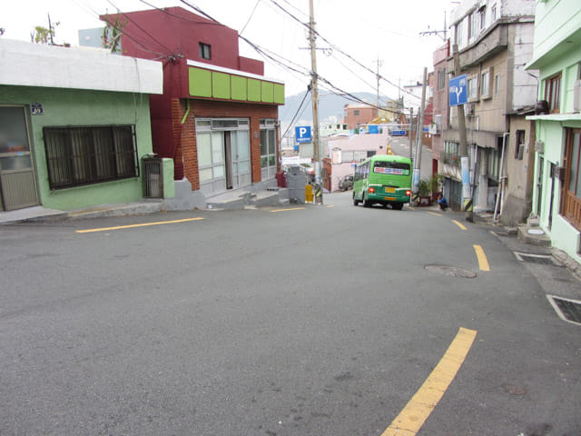 釜山峨嵋洞碑石文化村