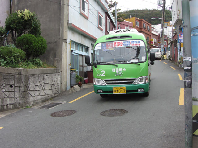 韓國釜山 往甘川洞文化村的2號區間車