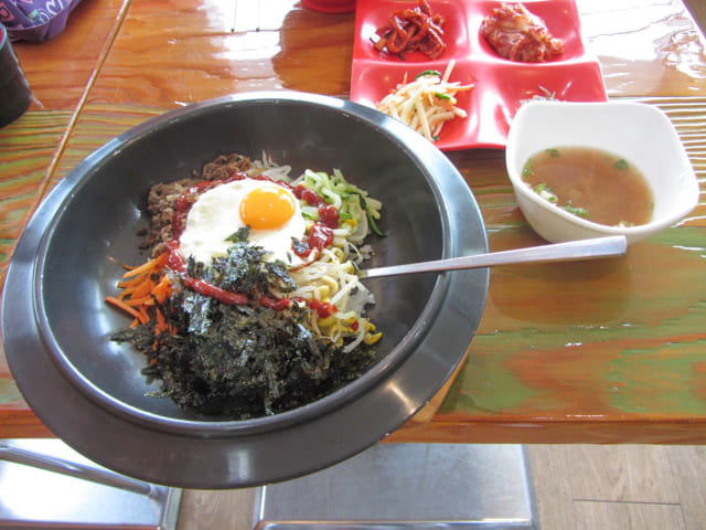 韓國釜山 甘川洞文化村 餐廳午餐 牛肉燴飯