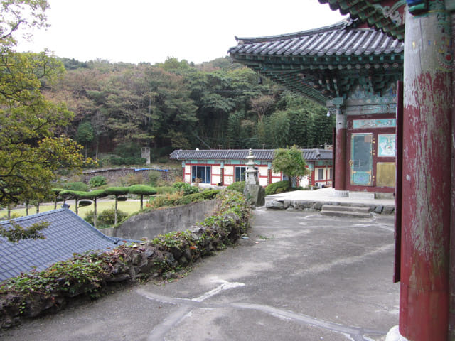 韓國釜山 天魔山中的 大院寺 (대원사 Daewonsa Temple)