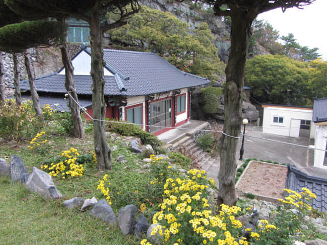 韓國釜山 天魔山中的 大院寺 (대원사 Daewonsa Temple)