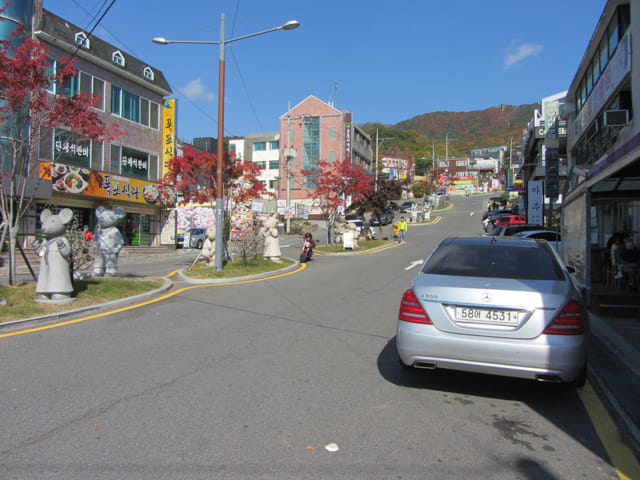 韓國大邱 八公山風景區 市中心 往纜車站陡斜馬路