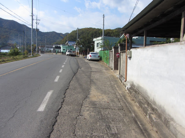 慶山盤谷池步行往上大溫泉酒店巴士站