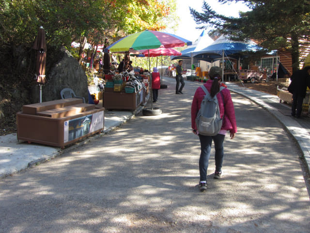 韓國榮州浮石寺登山口步道 攤販