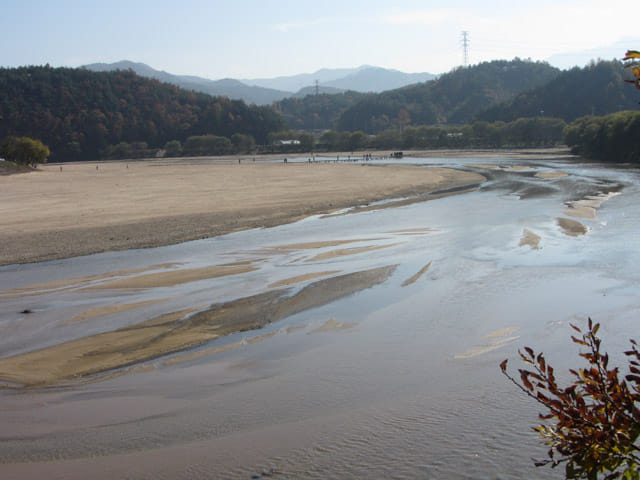 韓國榮州水島村 水島橋 (수도교 Sudogyo) 遠眺獨木橋