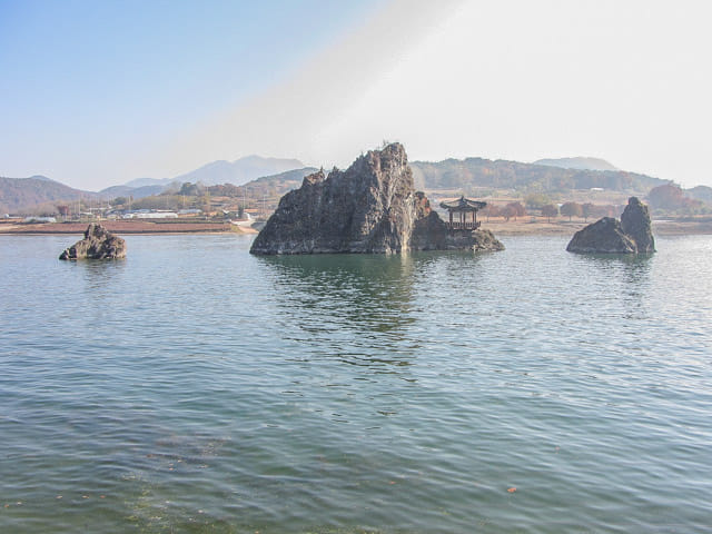 韓國丹陽 島潭三峰