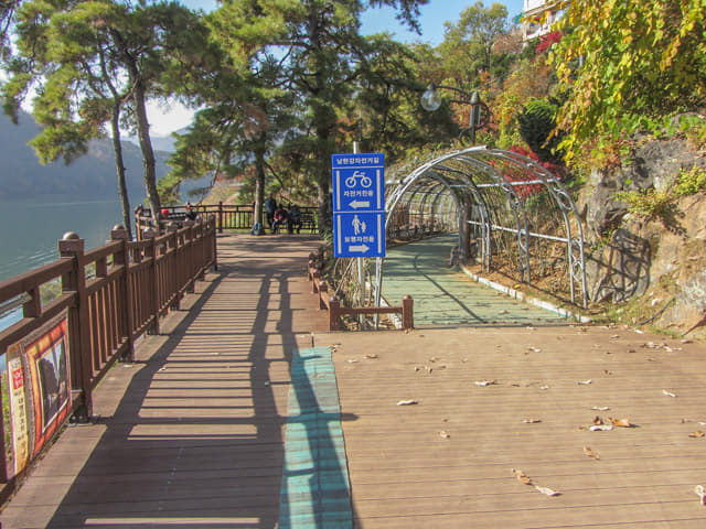 韓國丹陽南漢江畔第四散步道 