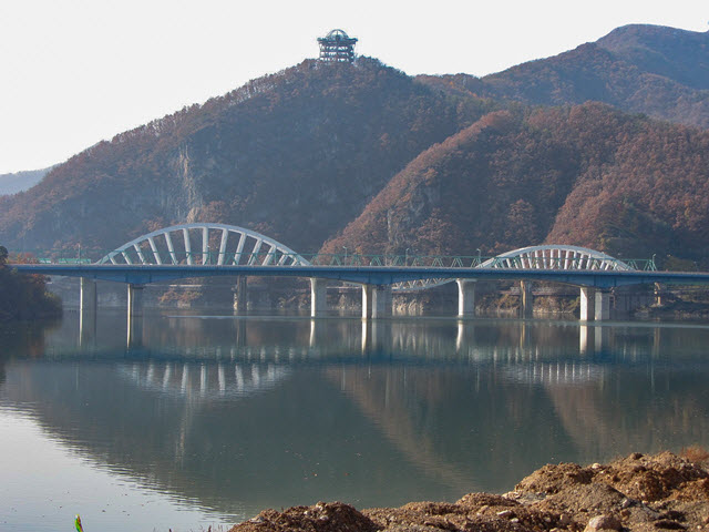 韓國丹陽南漢江 上津大橋、萬川下 Skywalk