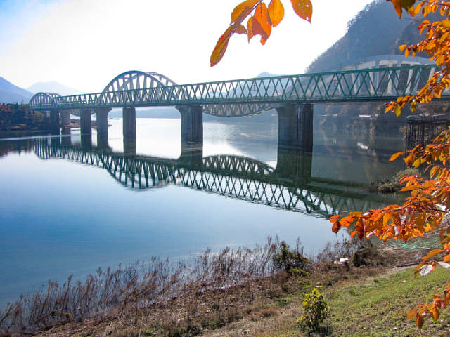 韓國丹陽南漢江火車鐵橋 (남한강철교)