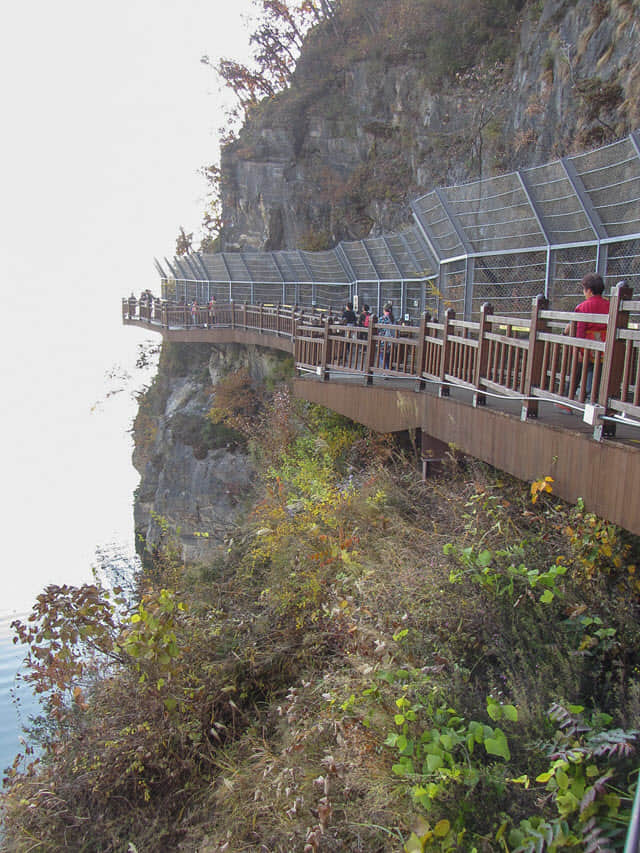 韓國丹陽 南漢江棧道 (남한강 잔도 Namhangang River Plank Road)