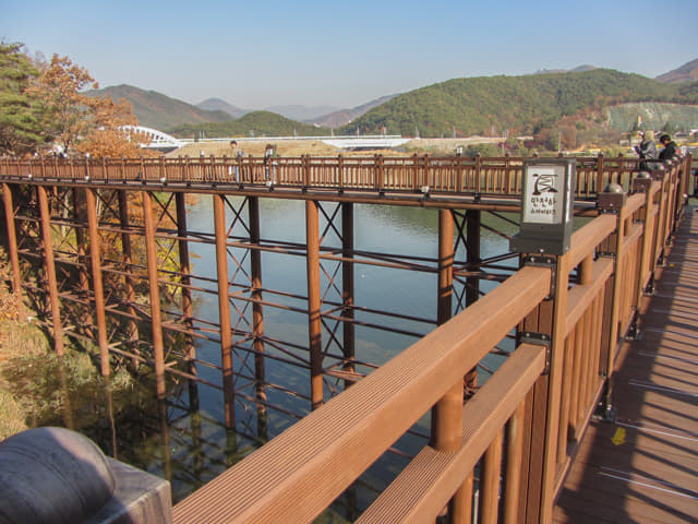 韓國丹陽 南漢江棧道 (남한강 잔도 Namhangang River Plank Road)