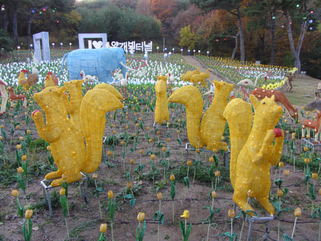 丹陽垂楊介星光隧道 (수양개빛터널 Danyang Suyanggae Light Tunnl) LED燈飾公園