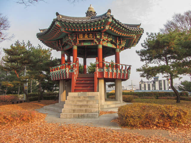 韓國忠清北道 堤川中央公園 忠義樓