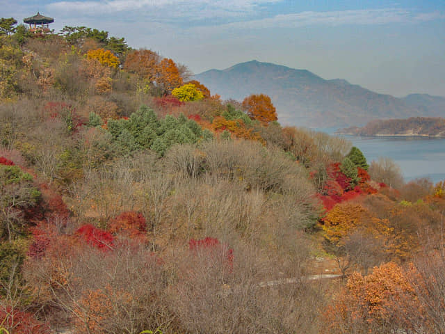 韓國忠清北道 堤川忠州湖