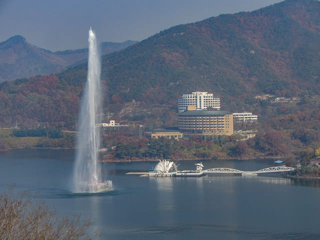 堤川忠州湖