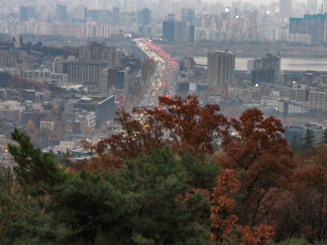 首爾南山公園 南山南側循環路 俯瞰首爾市