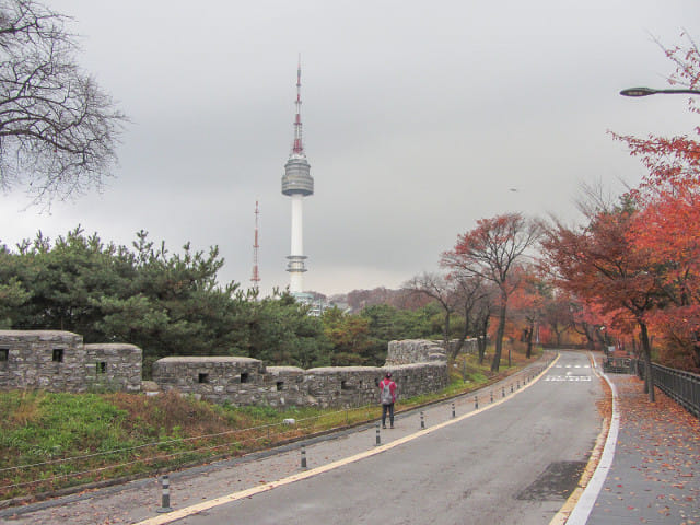 首爾南山南側循環路 首爾城郭 南山山頂首爾塔
