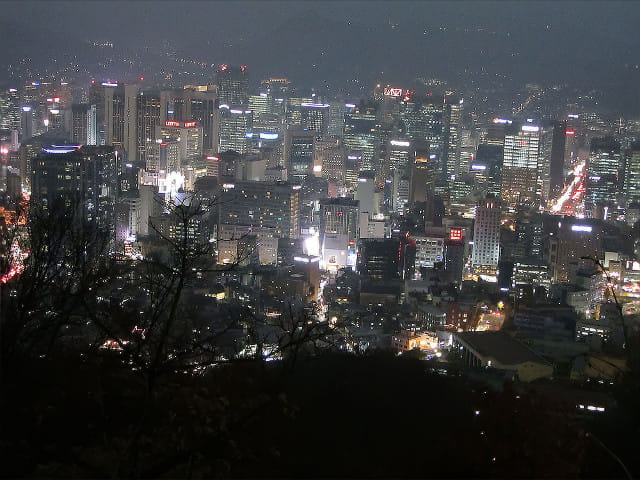 韓國首爾南山 首爾塔 南山展望台 俯瞰首爾夜色