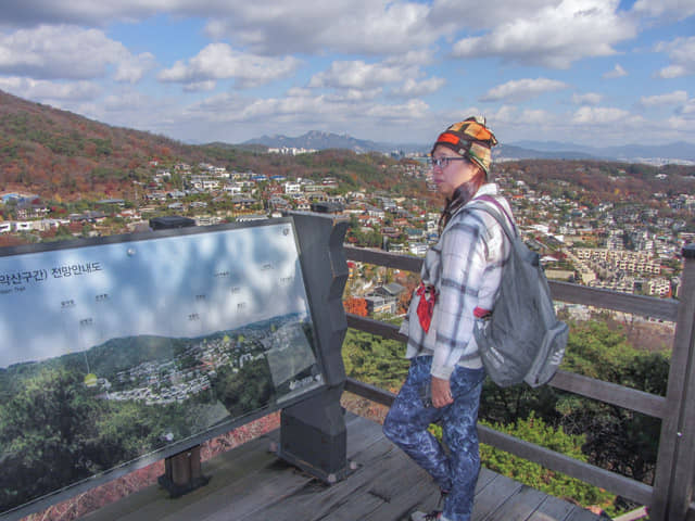 首爾城郭 北岳山段 馬岩展望台 城北區 (Seongbuk-gu) 方向