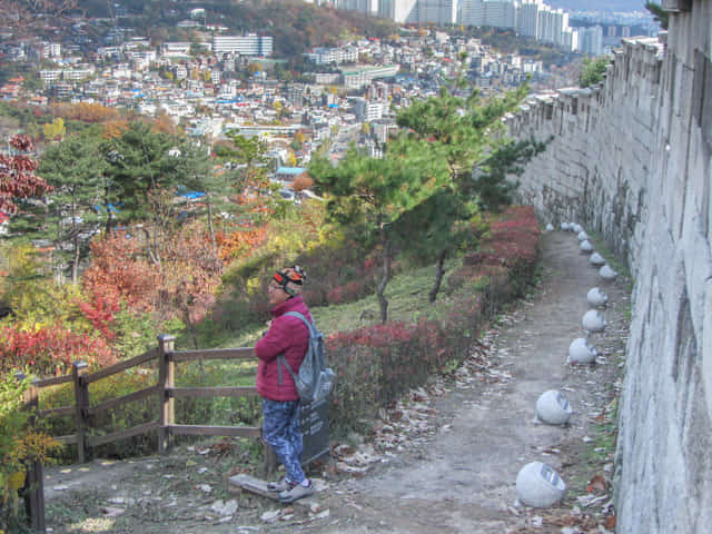 首爾城郭路北岳山段 馬岩(말바위)徒步至臥龍公園 (와룡공원 Waryong Park)