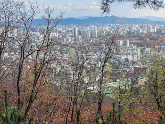 首爾城郭北岳山段 臥龍公園走往成均館大學 (성균관대학교 Sungkyunkwan University)